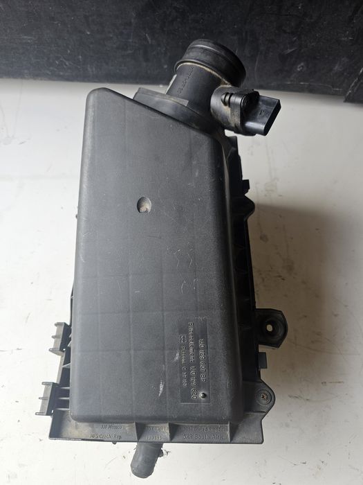 carcasa filtru aer + debimetru aer volkswagen golf 4 bora 1.6fsi