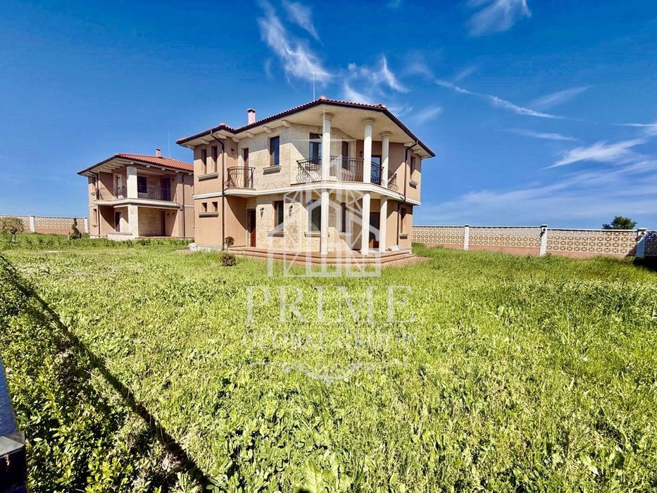 Продава се Къща в Поморие - 192 кв.м за 1459 €/кв.м - Снимка #11