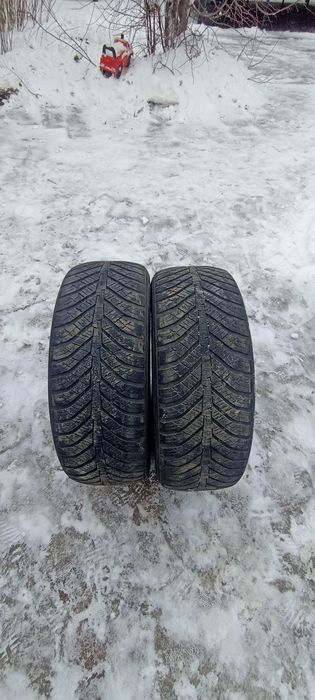 Шины на р16  2 штуки