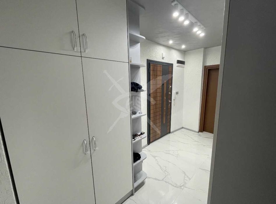 Продава се Тристаен апартамент в Айтос - 66 кв.м за 1697 €/кв.м - Снимка #6