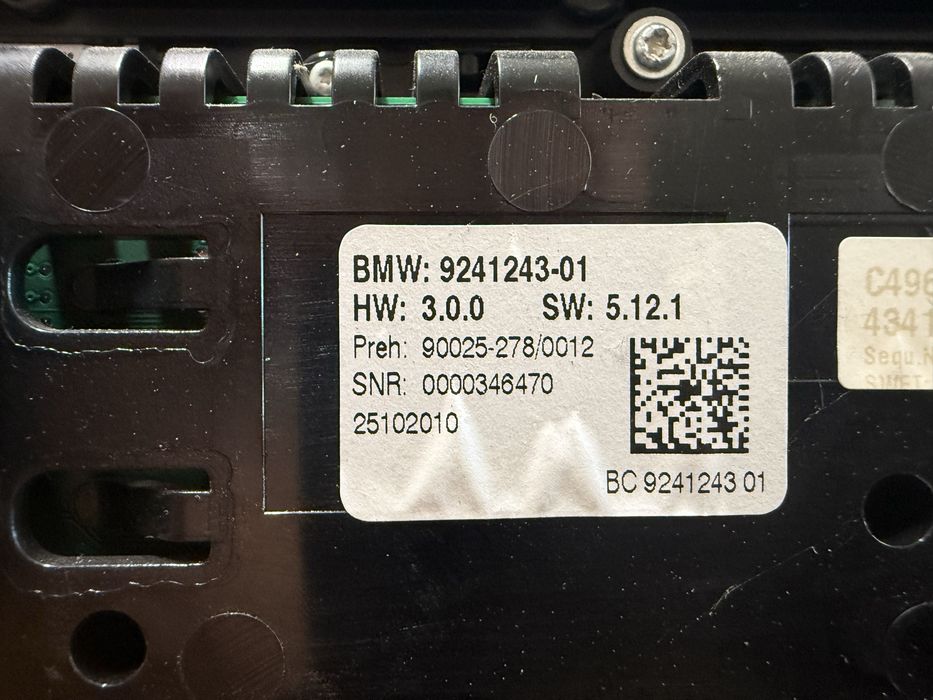 Климатичен панел/ радио панел BMW F10/11