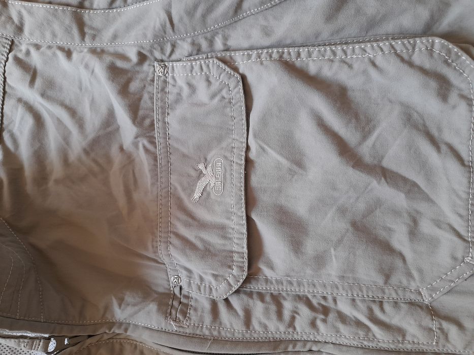 Salewa мъжки елек L размер.