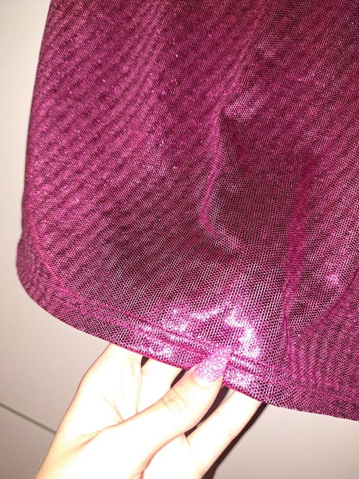 Чисто нова пола.