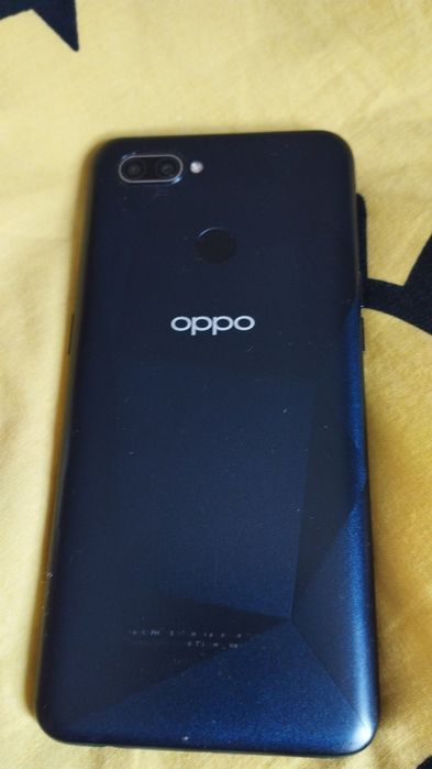 Продам телефон oppo a12-32 Gb