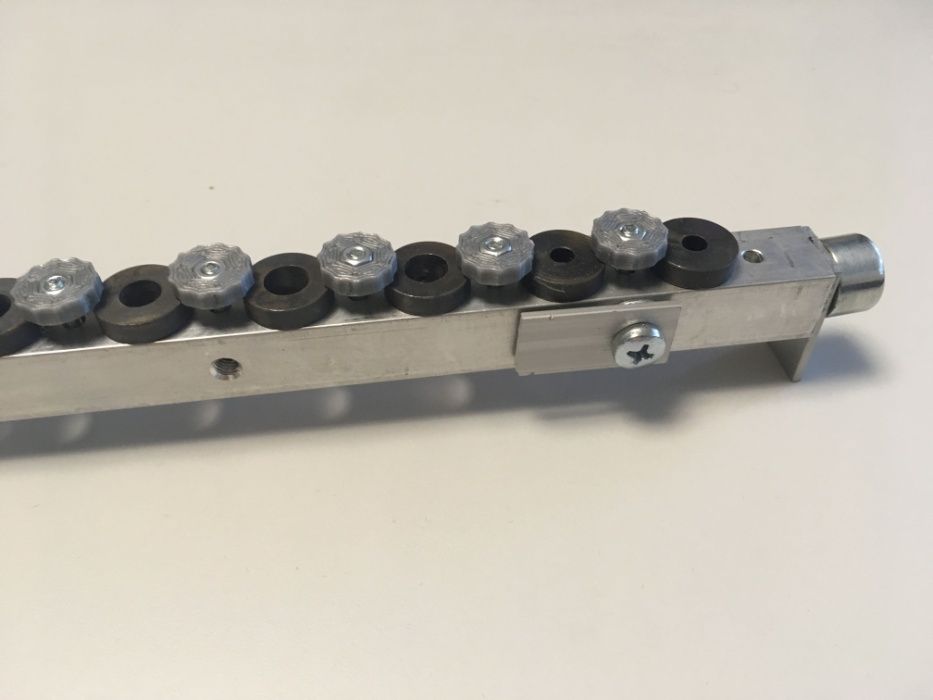 Sablon mobila liniar aluminiu L=600mm bucse calite 2x 4, 7, 8 mm