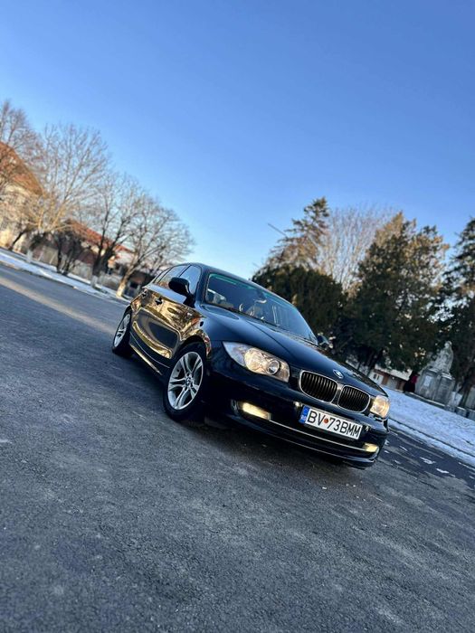 Vand Bmw seria 1 120d 143cp 2011