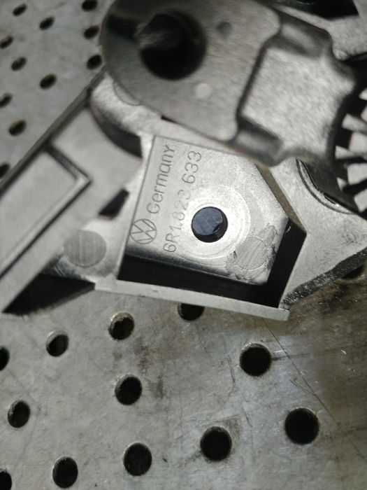 suport maner capota skoda octavia 3 6r1823633