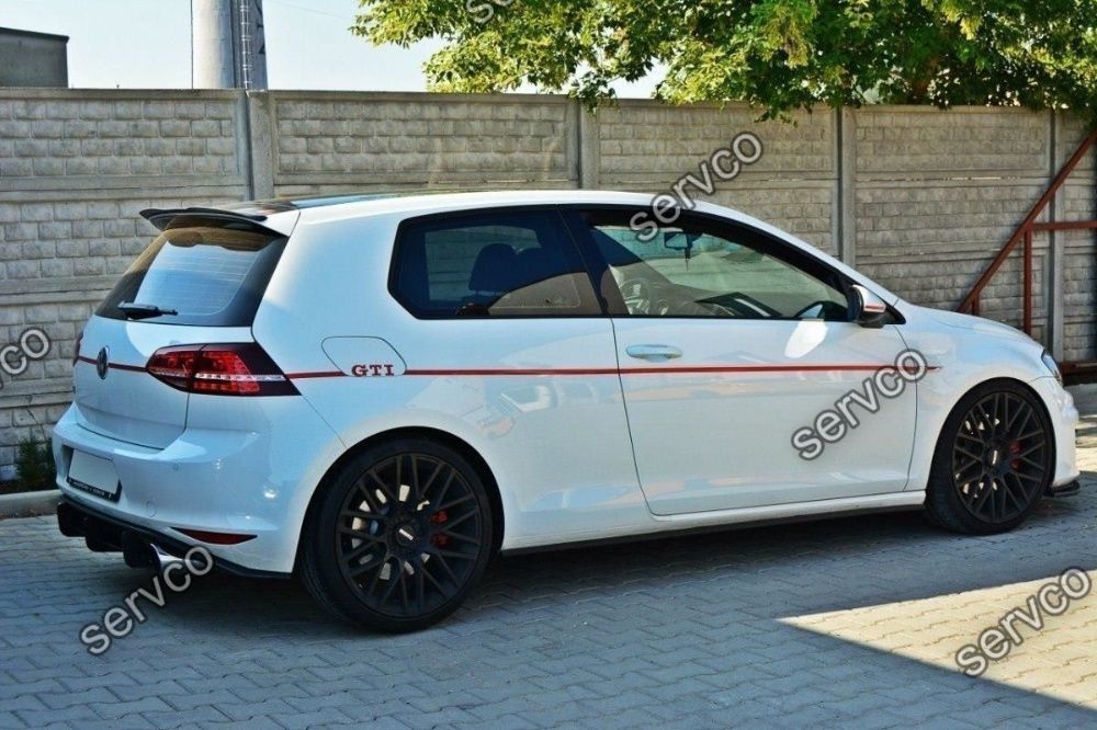Difuzor splitter bara spate VW Golf 7 GTI 2012-2016 v2 Maxton Design