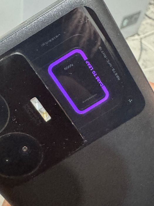 Телефон Realme Gt3