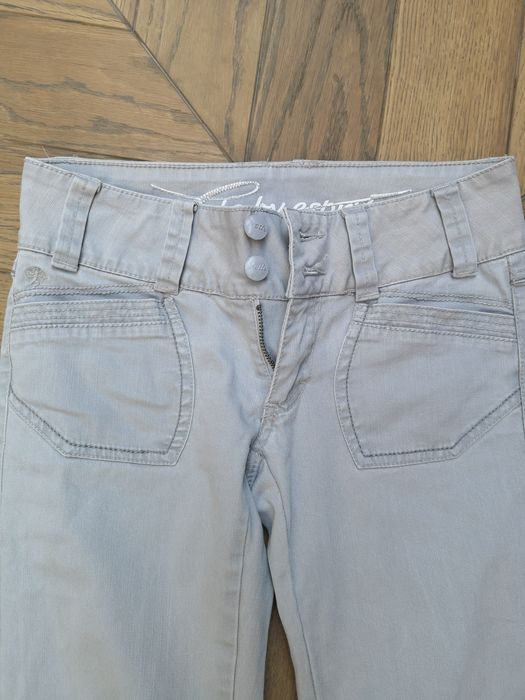 Дамски светло сиви дънки Esprit 26-27