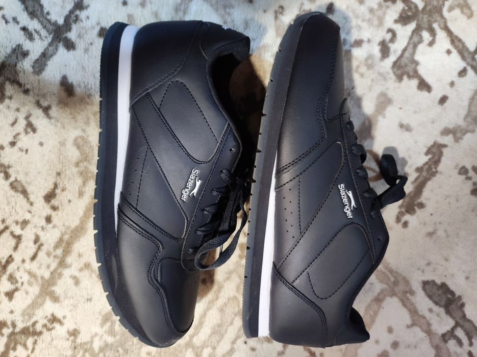 Маркови маратонки Slazenger