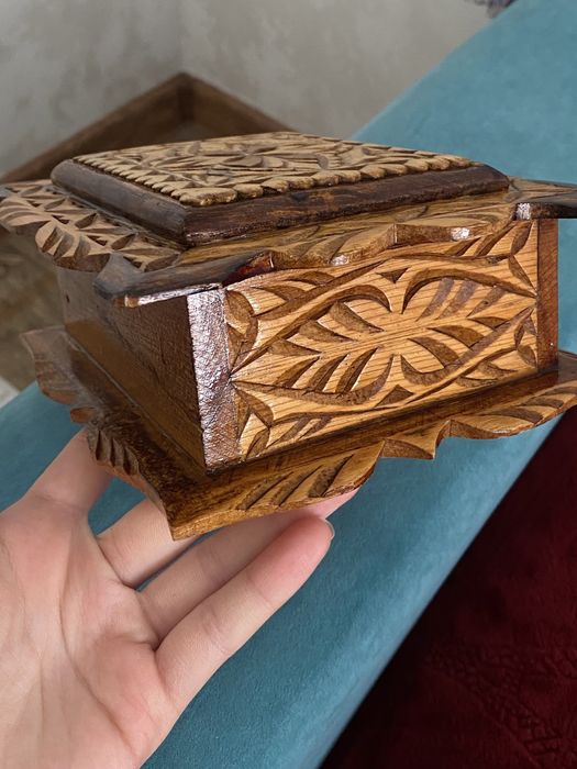 Шкатулка деревянная