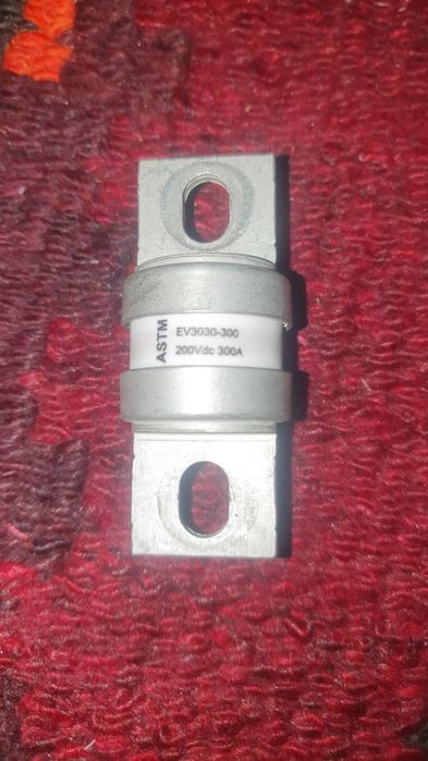 DC Saqlagich 200V 300 A
