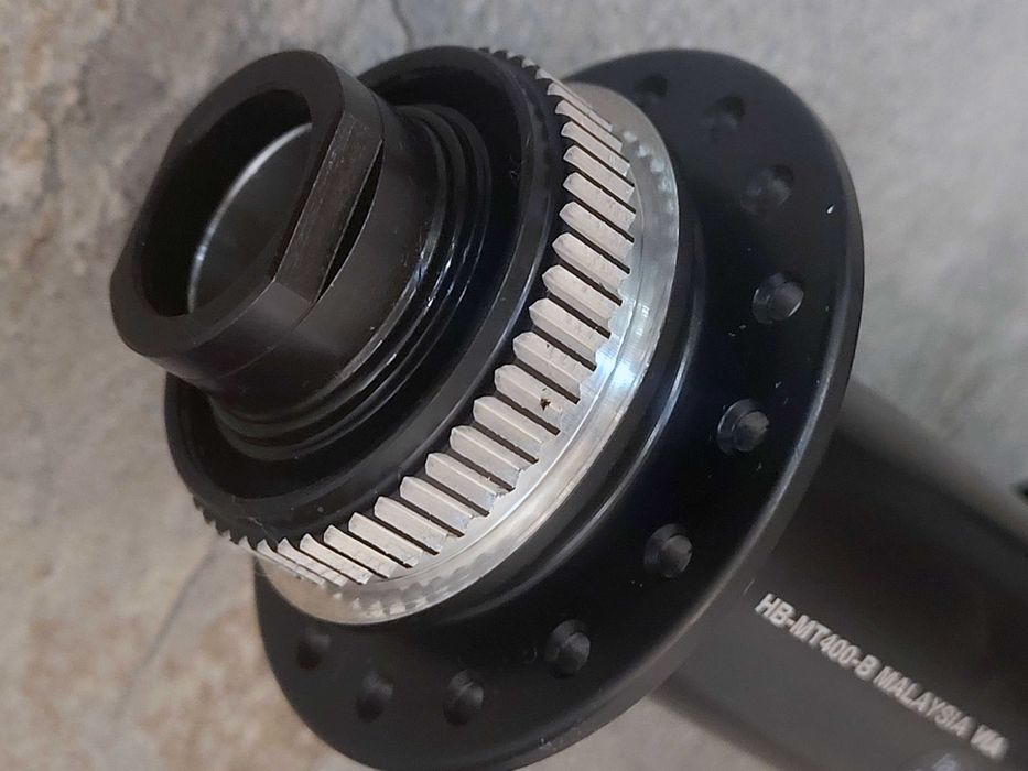 Shimano HB-MT400-B Boost Center-Lock butuc fata 15x110mm 32h