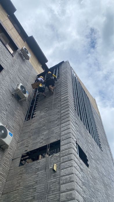 Промышленные алпинисты