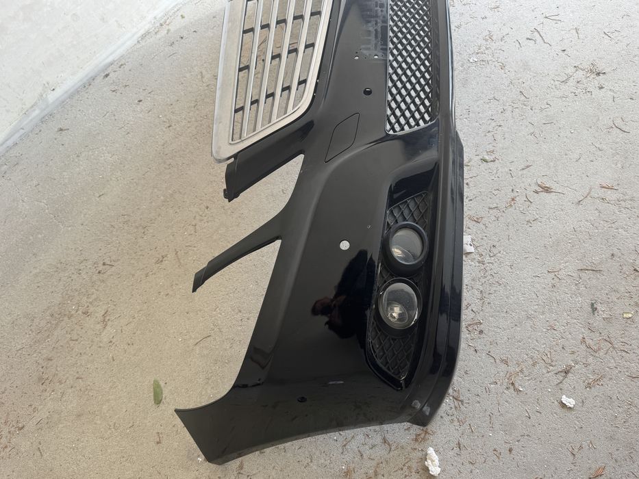 Предна броня за w212