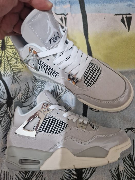 Adidasi jordan frozan moment