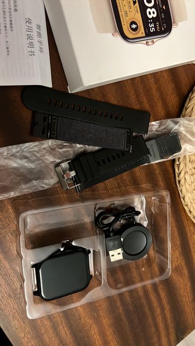 Смарт часовник  нов