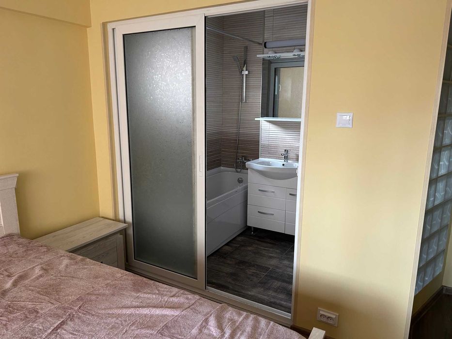 Apartament 3 camere Centrul Civic Mobilat utilat recent renovat