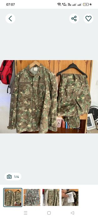 Ținuta militară pantaloni și veston