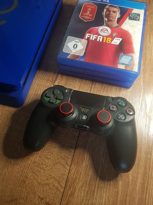 Play Station 4 slim limited edition 500GB