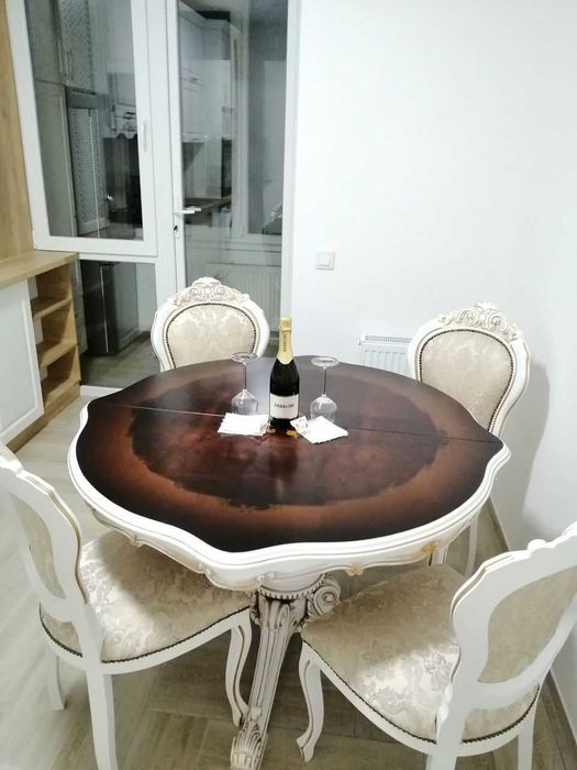 Дава се под наем Двустаен апартамент в София, Център - 49 кв.м за 350 € - Снимка #1