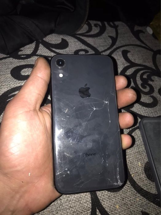 Iphone XR с гаранти