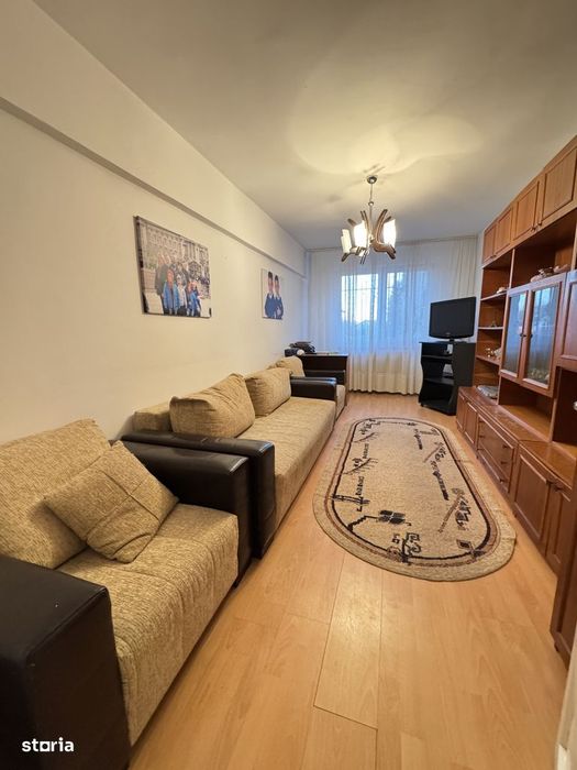 Apartament de 3 camere, Decomandat, 73 mp, Zona Dambul Rotund — fotografia 1