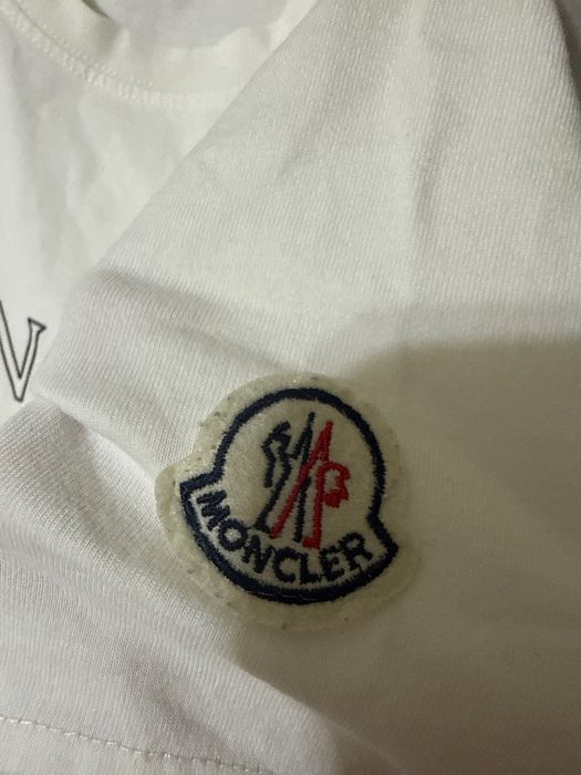 Moncler бяла тениска – нова, размер M (fit S)