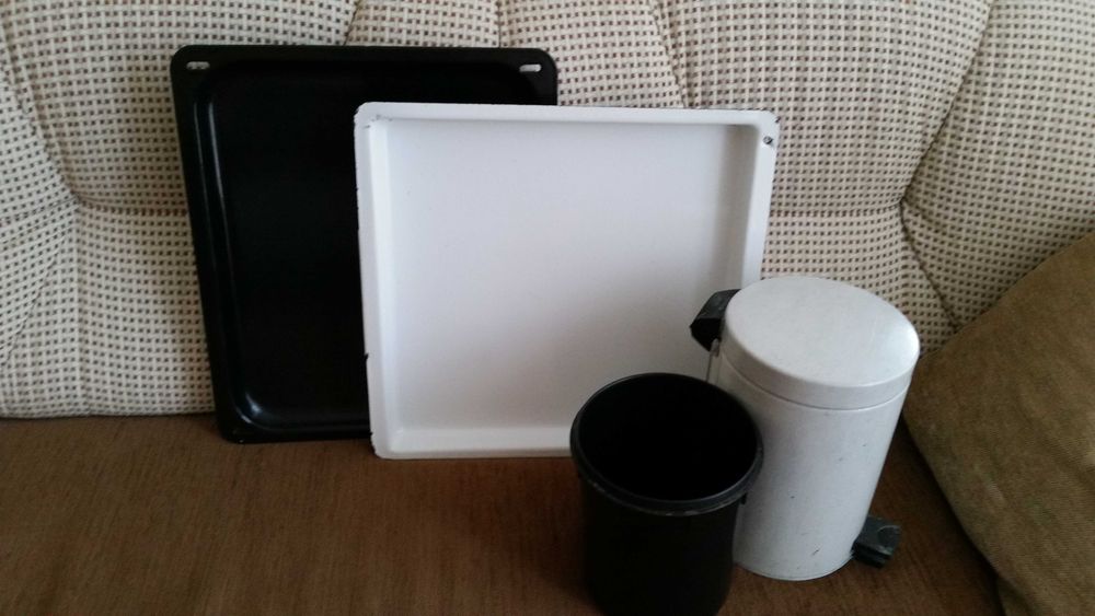 Емайлирани тави- 22 лв Намалени!!