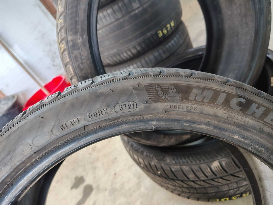 2бр.зимни гуми MICHELIN 225 40 19 DOT21 цена за брой