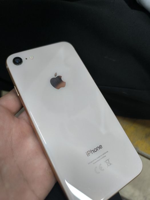 iPhone 8 сколько Гб не знаю
