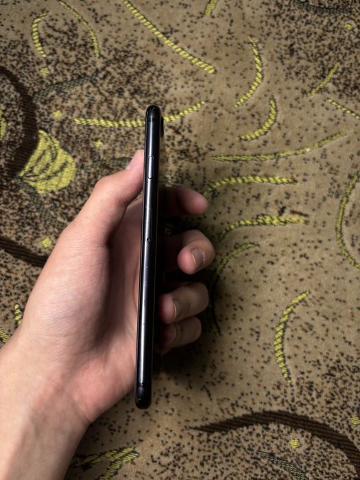 Продам/Обменяю iPhone 7 32gb Black.