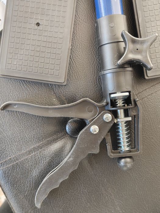 Регулируема монтажна подпора 30–59 см