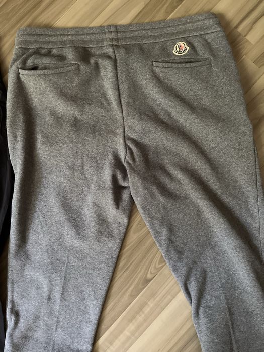 Мъжки долници moncler