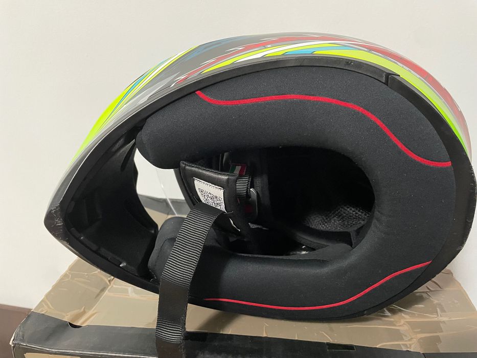 Каска за мотор AGV K1s