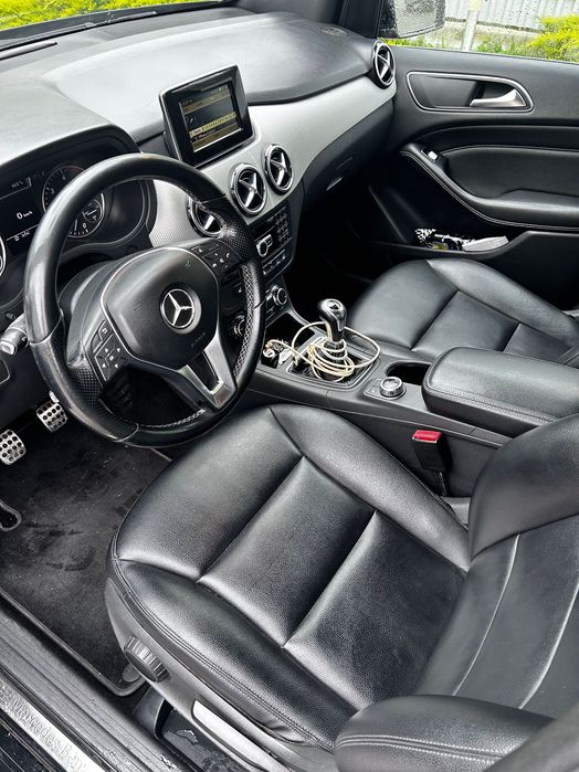 Mercedes-benz B class