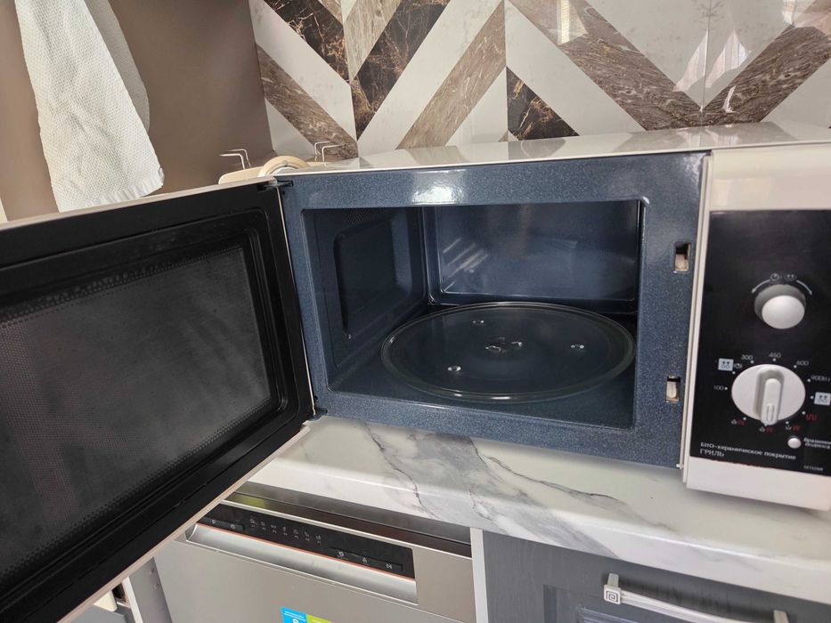 Микроволновка Samsung