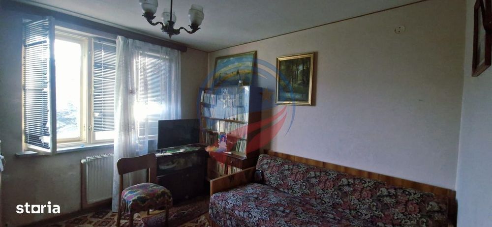 Apartament 3 Camere Zona Garii Etaj 3 Centrala