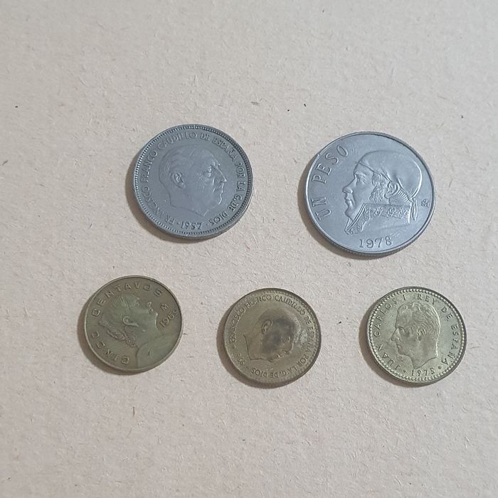 Коллекция монет (34 штуки)