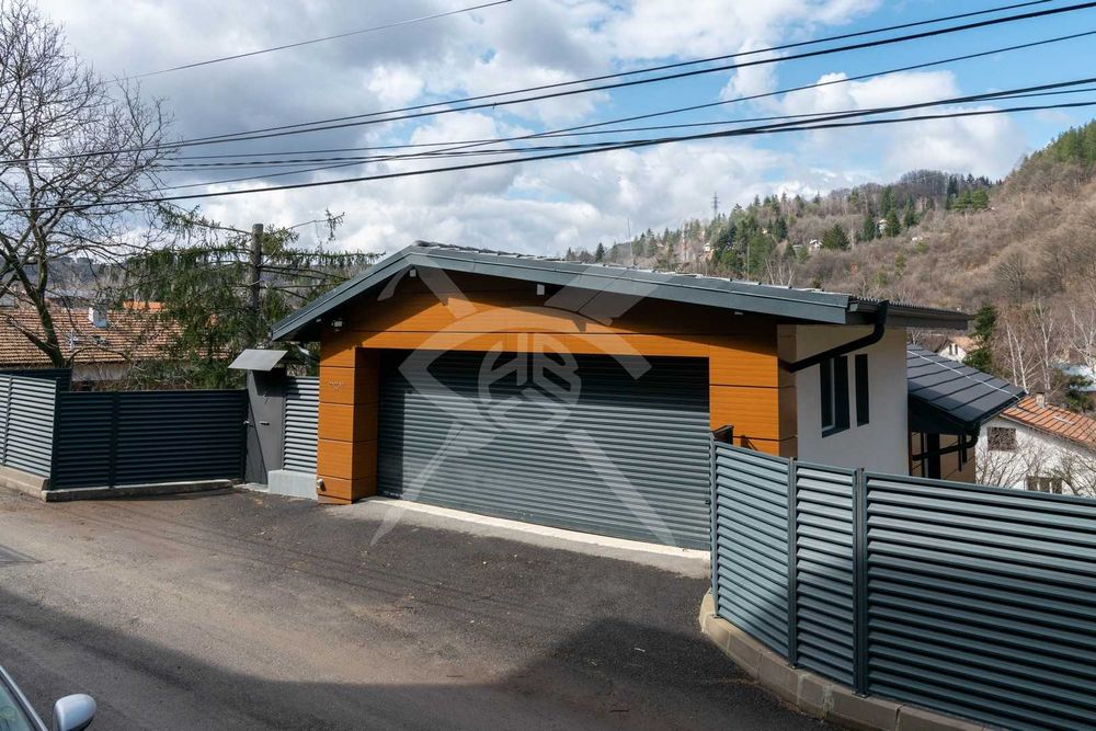 Продава се Къща в с. Владая, Област София-град - 285 кв.м за 1162 €/кв.м - Снимка #1