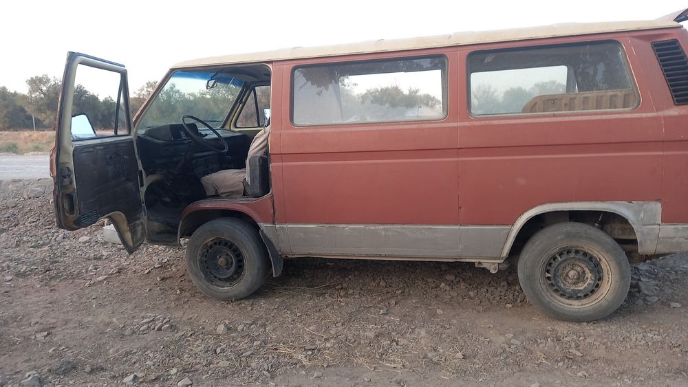 Продам машину Wolkswagen Transporter