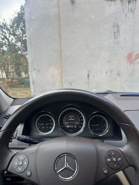 Mercedes c220 2010