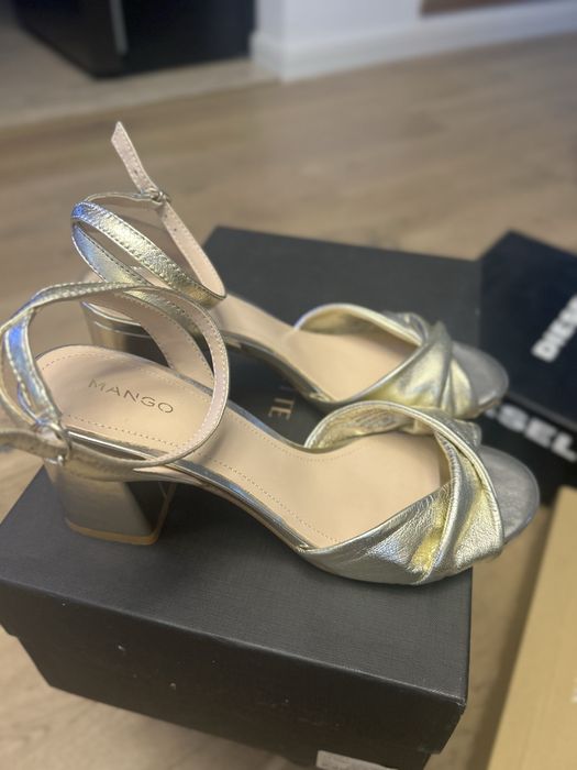 Sandale aurii Mango, masura 39
