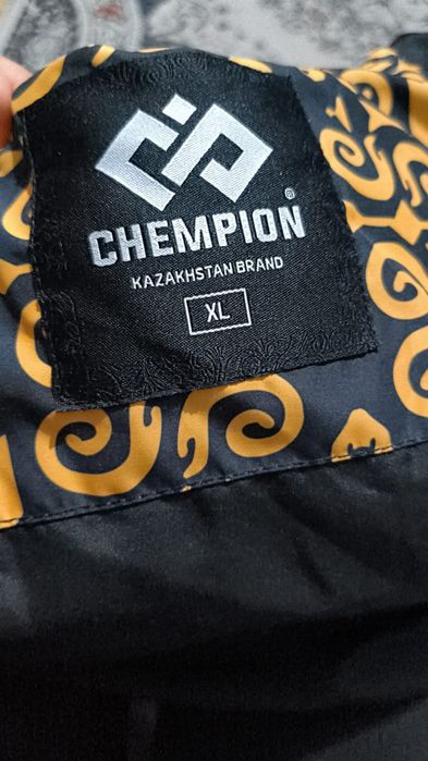 Продам куртку в хорошем состояний