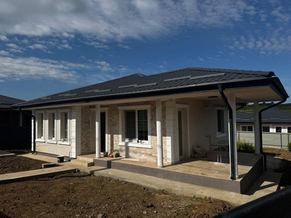 Casa plan parter 95 mp,HLINCEA,teren 340 mp.