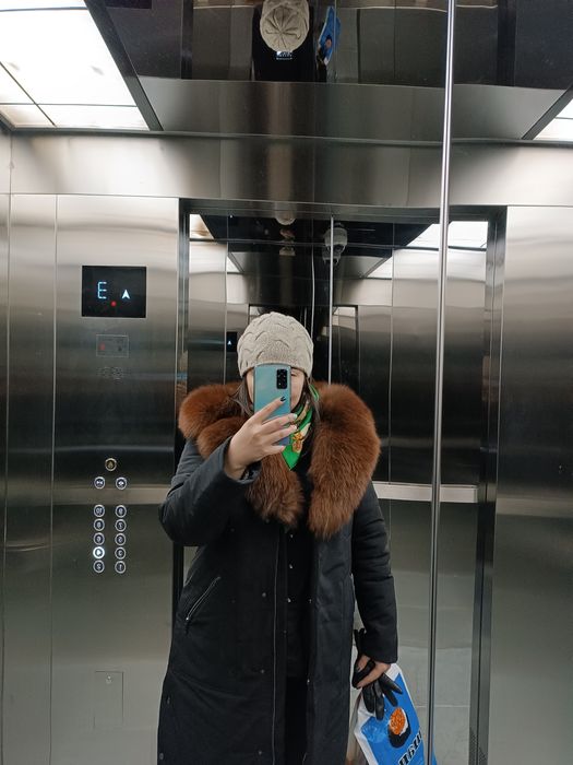 Продам зимнюю куртку