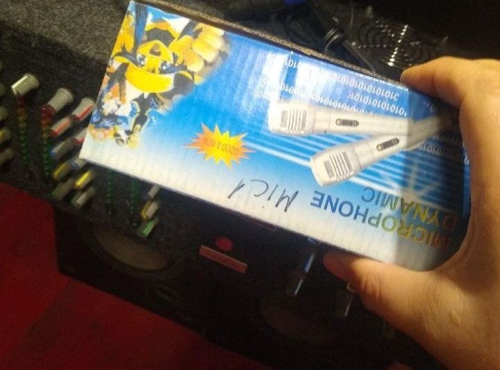 Statie cu mixer incorporat - 4x250W RMS + accesorii si boxe JBL