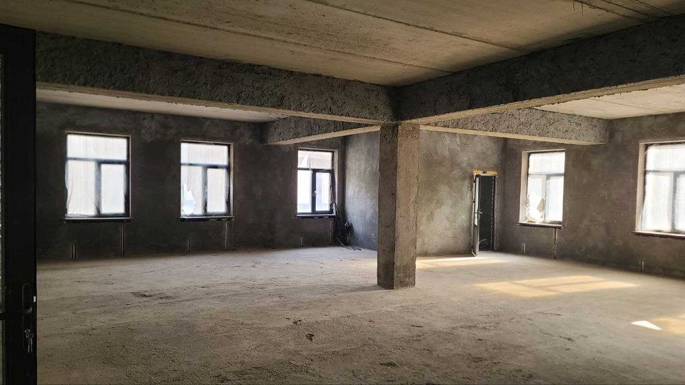 СРОЧНАЯ ЦЕНА! 916 кв.м нежилое здание в Яккасарайском районе