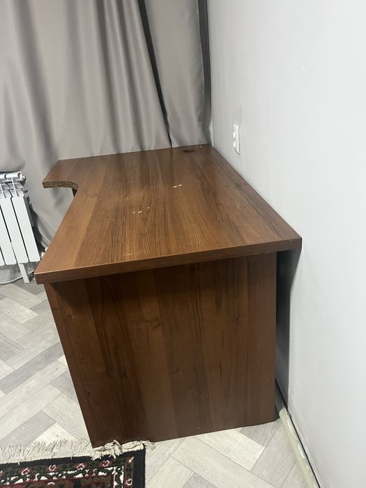 Продам стол 140/70/75